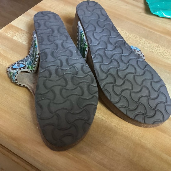 Kohl’s brand sandals size 8 1/2 medium upper leather lining textile - Picture 3 of 3